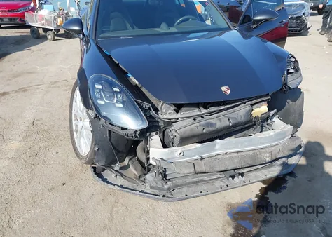 2017 Porsche Panamera 4 z USA, uszkodzony, nr VIN WP0AA2A72HL100409